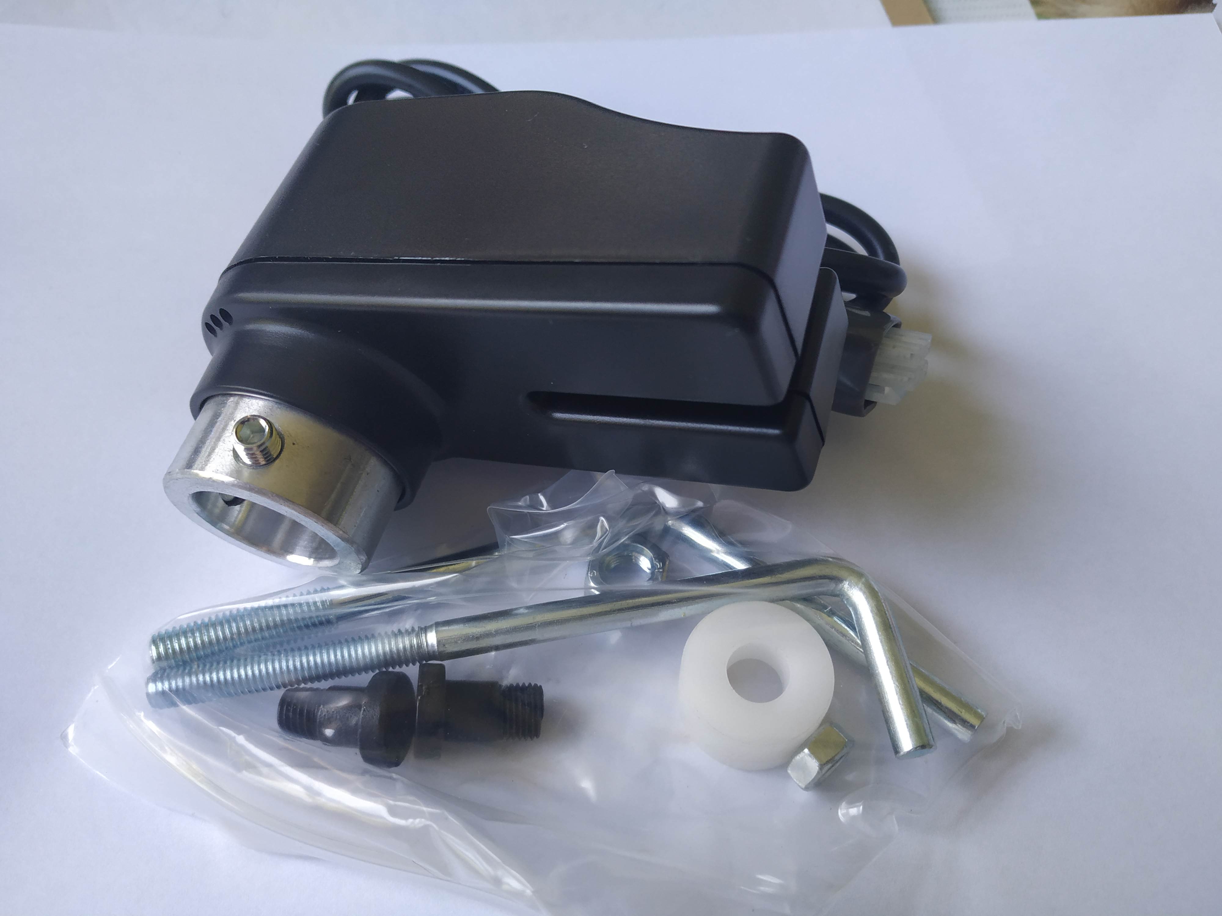 Synchrozinátor k motoru JACK - 513A