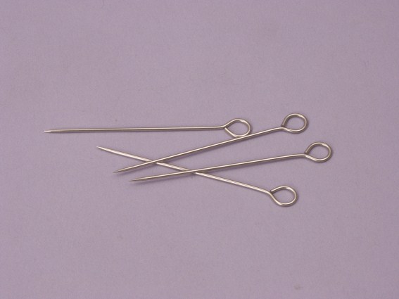 Špendlík čalunnícky 1,6x67 mm s očkom (1ks)