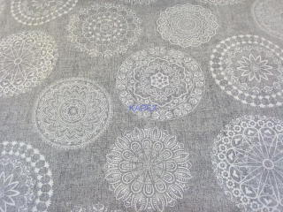 Dekoračka-mandala biela na šedom 